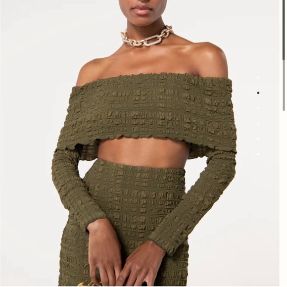 cult gaia trina green fold over off the shoulder long sleeve crop top size small - Picture 2 of 4